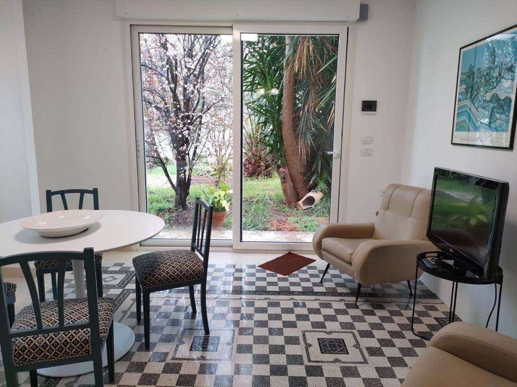 Appartement Giardino A Mare à Bari Extérieur photo